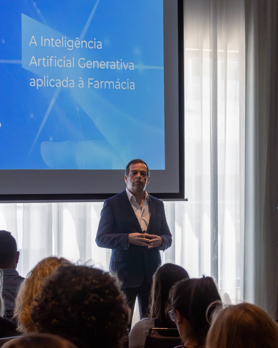 FutureCast Lab e plural+udifar lançam formação sobre Inteligência Artificial nas Farmácias