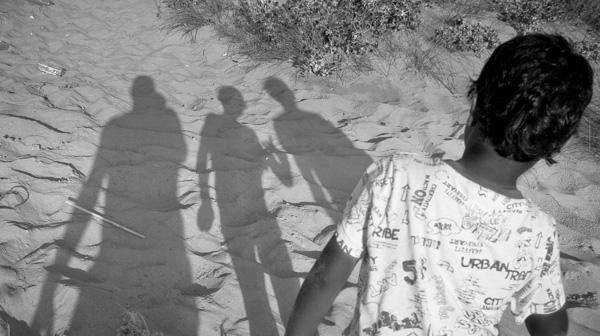 Entre Fronteiras: Crianças e jovens refugiados