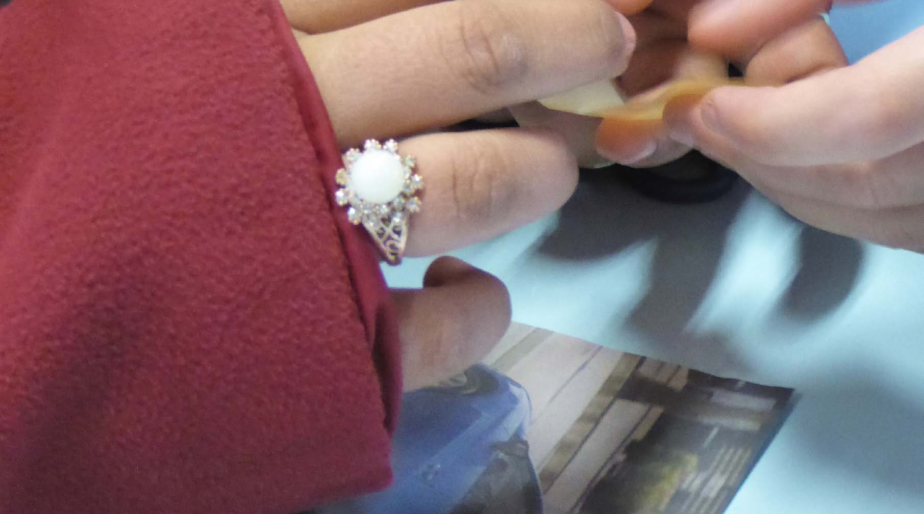 Dimensões políticas e éticas do trabalho com e sobre refugiados