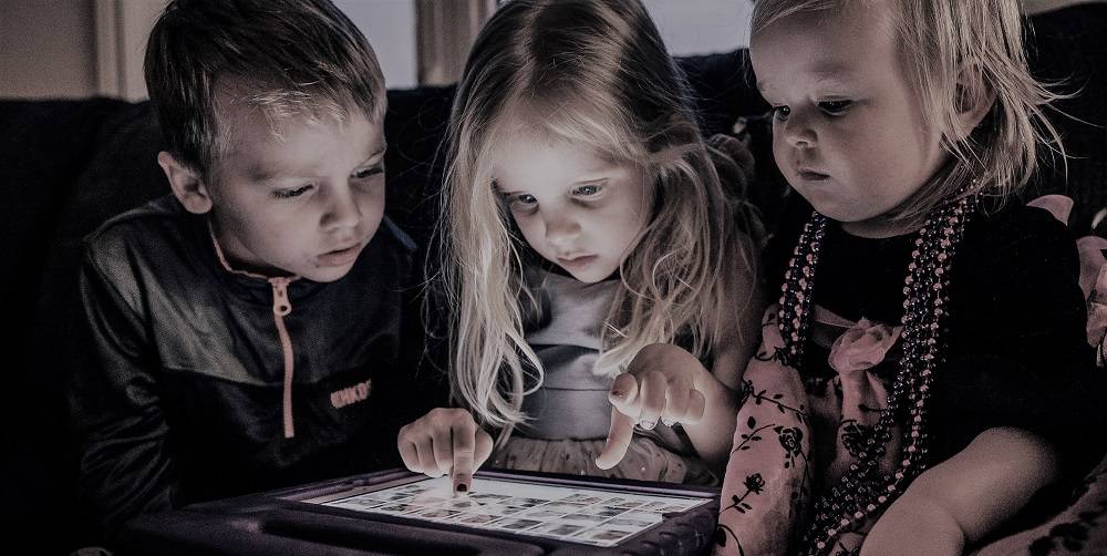 Práticas Digitais na Proteção à Criança