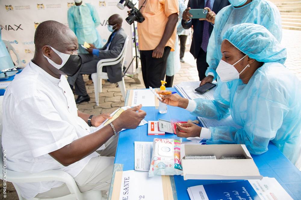 África perante desafios da COVID-19: tensões e mudanças