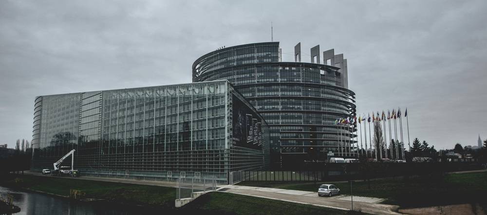 Public Administration Futures: Governance, Trust, and Performance in Turbulent Times