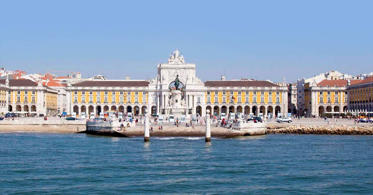 Shaping the Future of Data, Knowledge and Innovation with AI for Global Sustainable Change