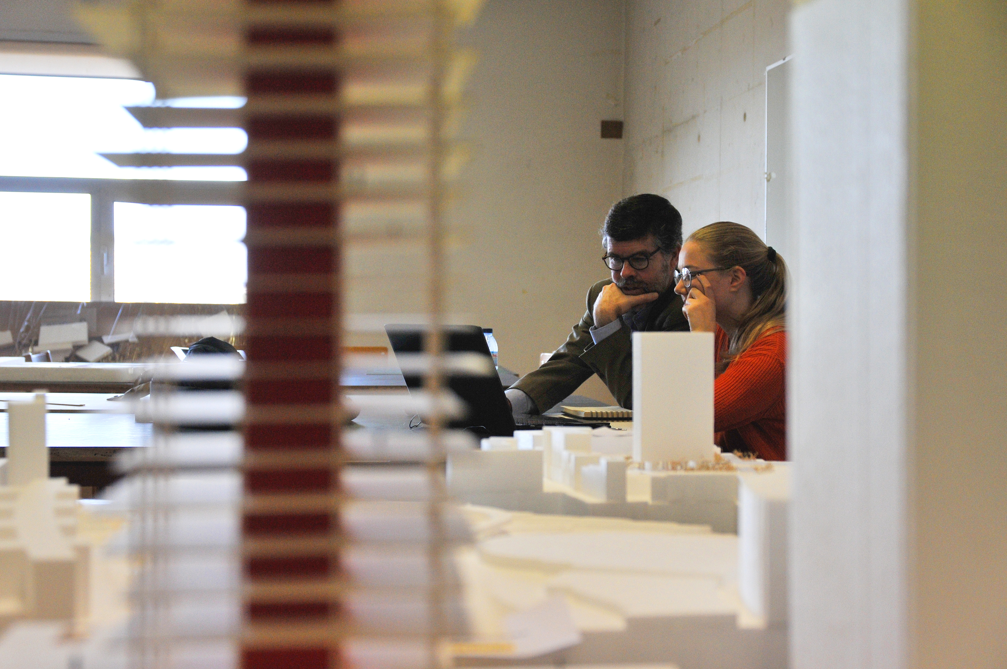 Estudo identifica práticas de investigação questionáveis em meio académico