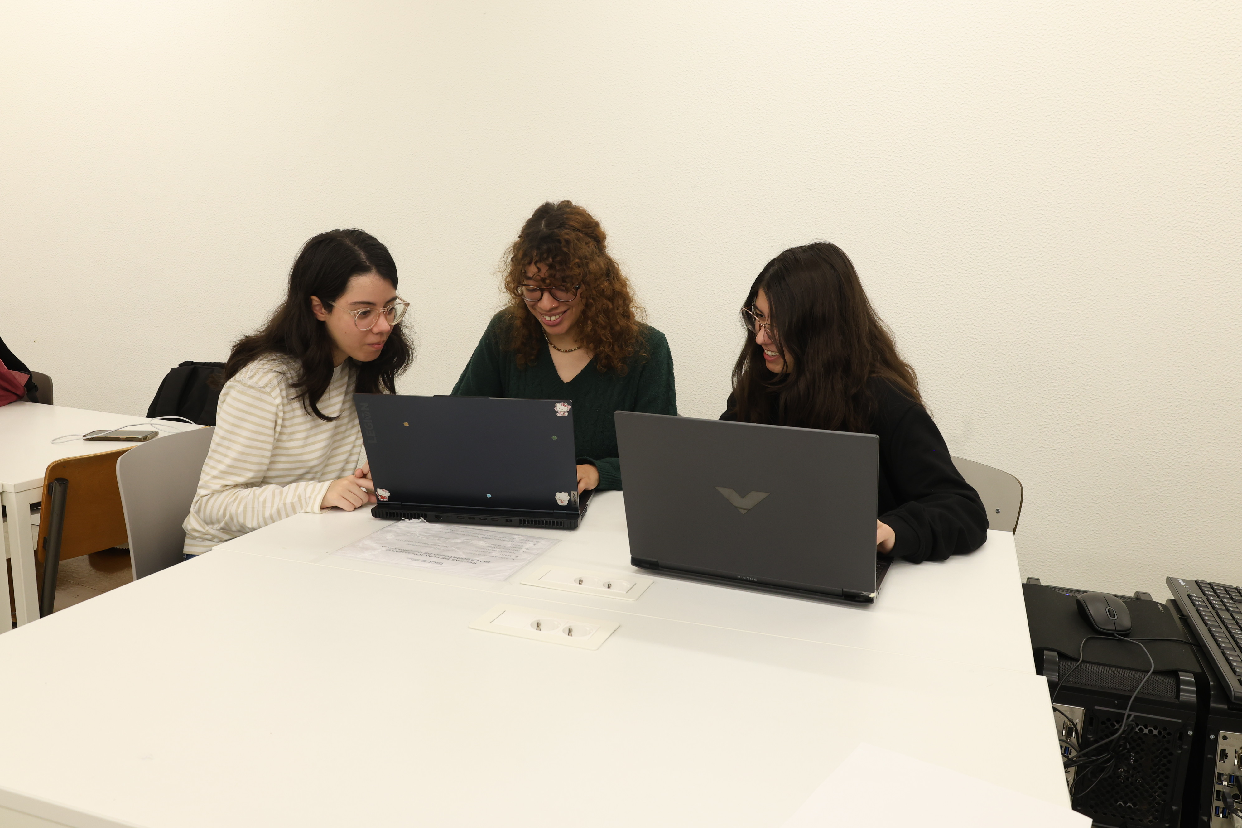 Estudantes de Tecnologias Digitais Educativas desenvolvem solução para a falta de foco durante as aulas