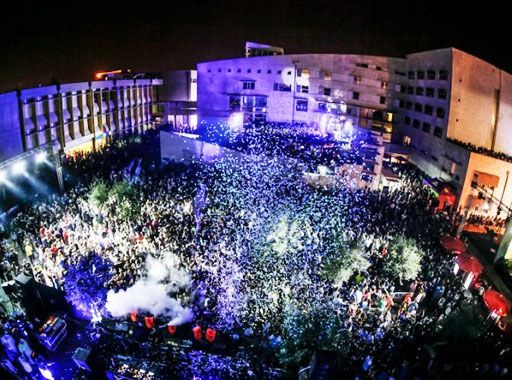 Fora da sala de aula e apoio ao estudante