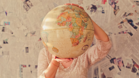 The atomic business in the Iberian peninsula: a review of findings and open questions