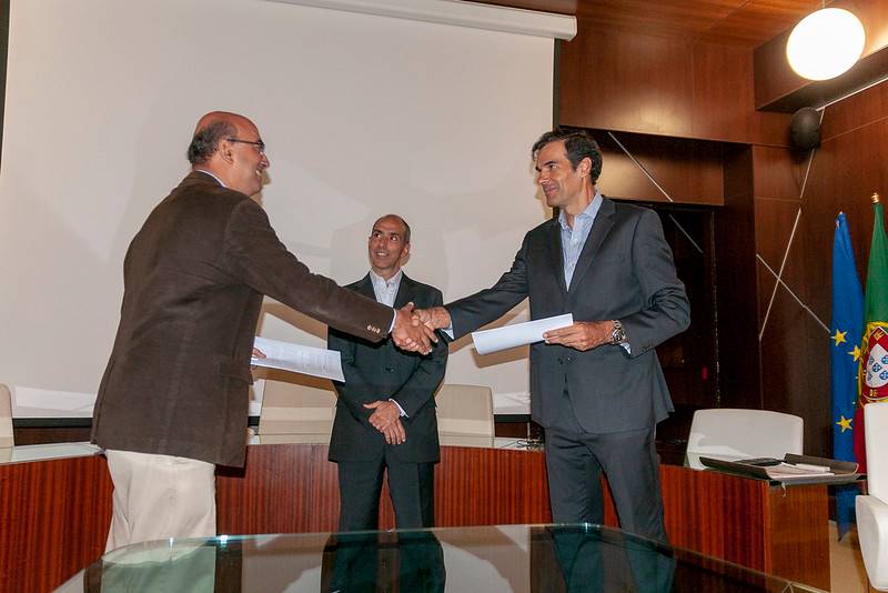 Iscte e Infinera assinam protocolo para laboratório de tecnologia