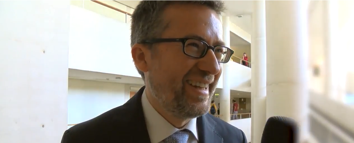 'It's necessary to connect citizens to science'